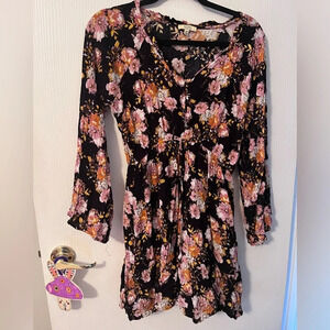 Kori America Floral dress Long Sleeve black size Medium